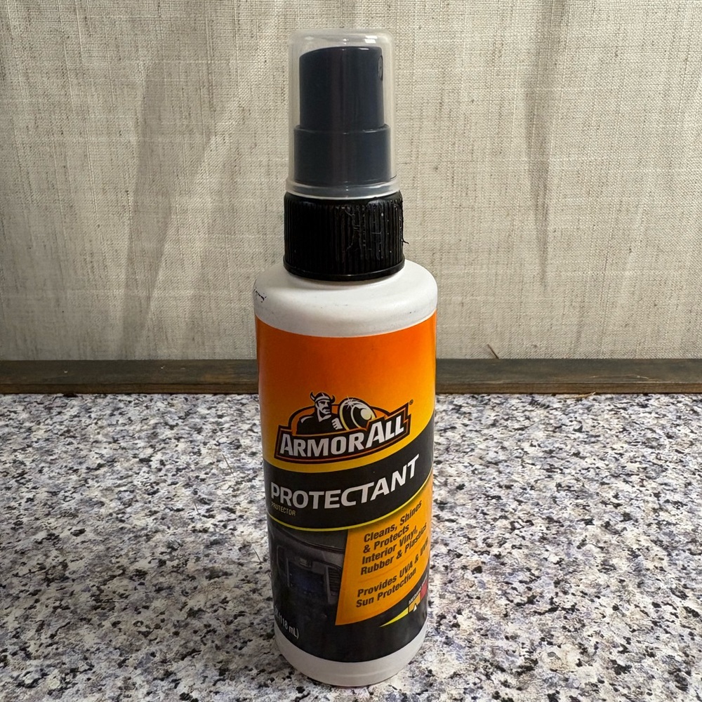 Armor All Original Protectant Spray by Armor All, Car Interior Cleaner 4oz